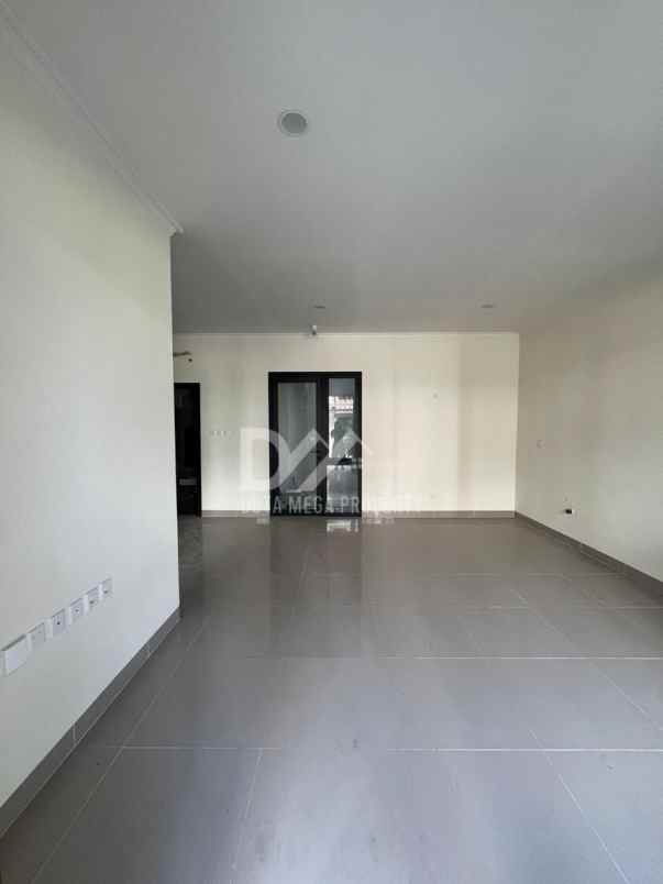 rumah di summarecon gading serpong