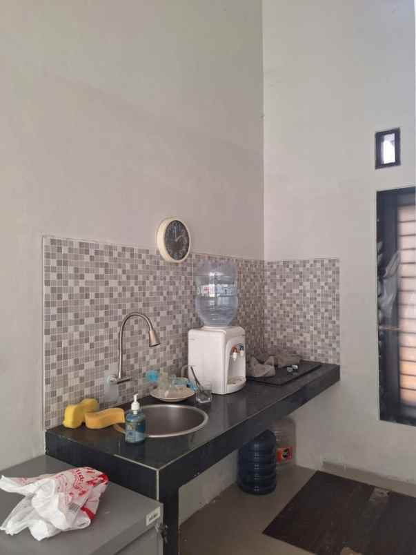 rumah dijual dekat de tjolomadoe 400 jutaan