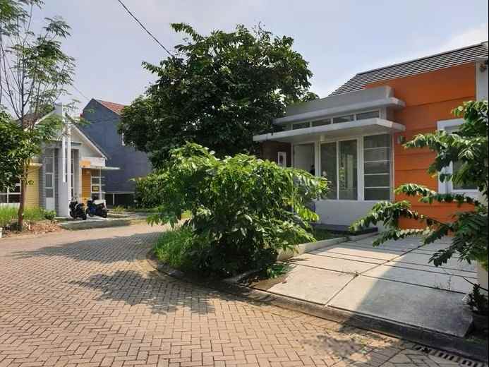 rumah dijual rumah hook di cibubur country
