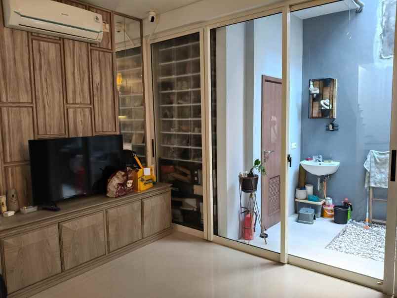 rumah graha natura lantai 1 furnish