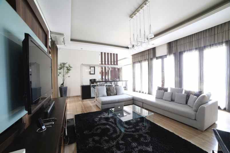 rumah jl bangka kemang raya