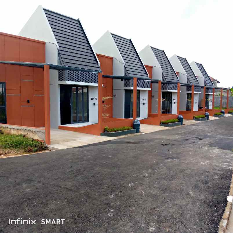 rumah jl lentera no 18 suradita