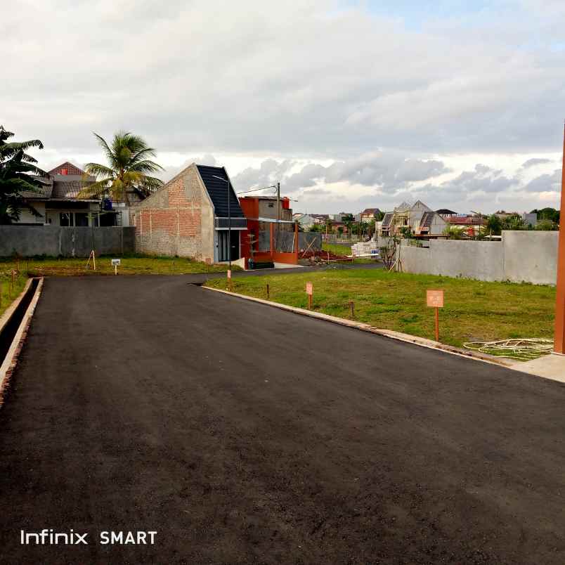 rumah jl lentera no 18 suradita