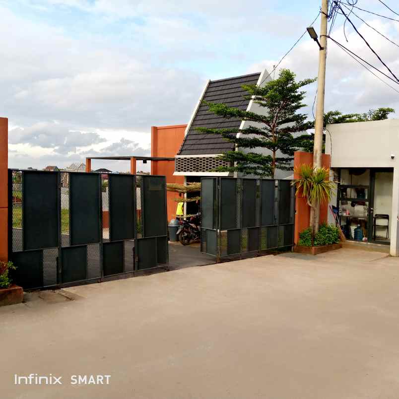 rumah jl lentera no 18 suradita