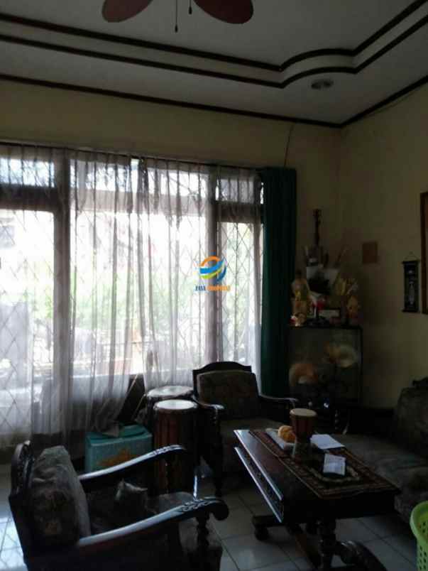 rumah jl mega cinere depok jawa