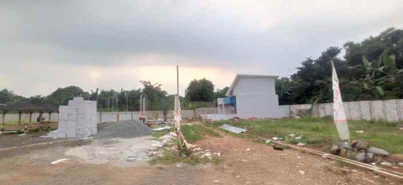 rumah jl mt haryono setu taman