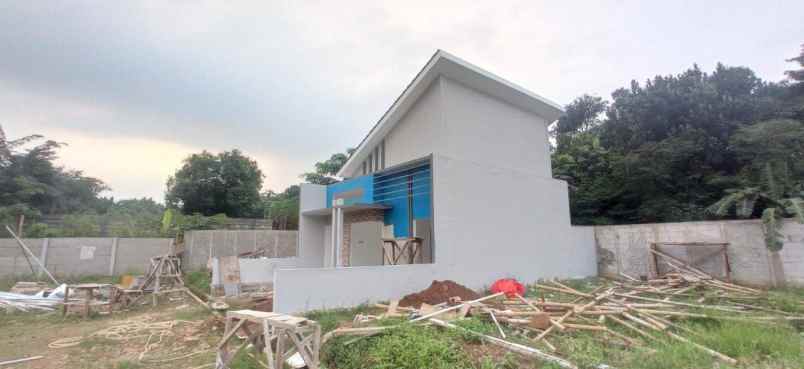 rumah jl mt haryono setu taman