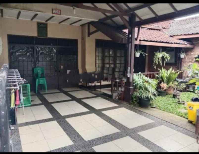 rumah jual hitung tanah bu di area rambutan ciracas
