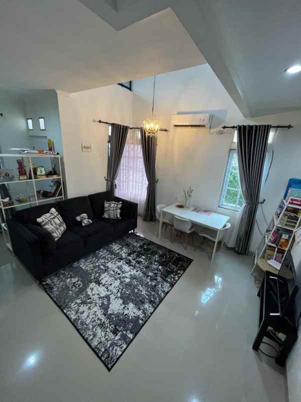 rumah keren di limo depok