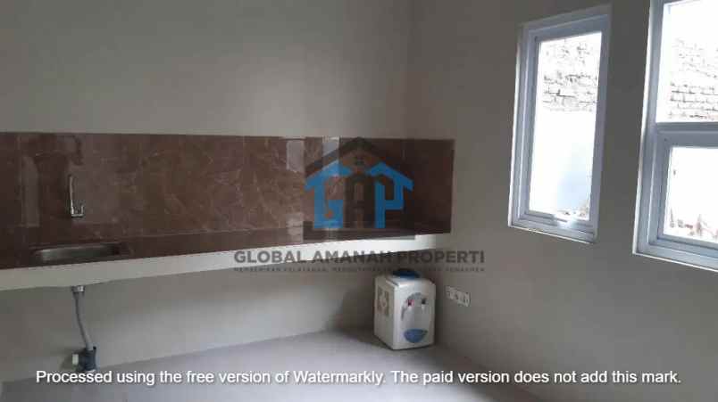rumah komplek permana cimahi row jalan 2 mobil shm