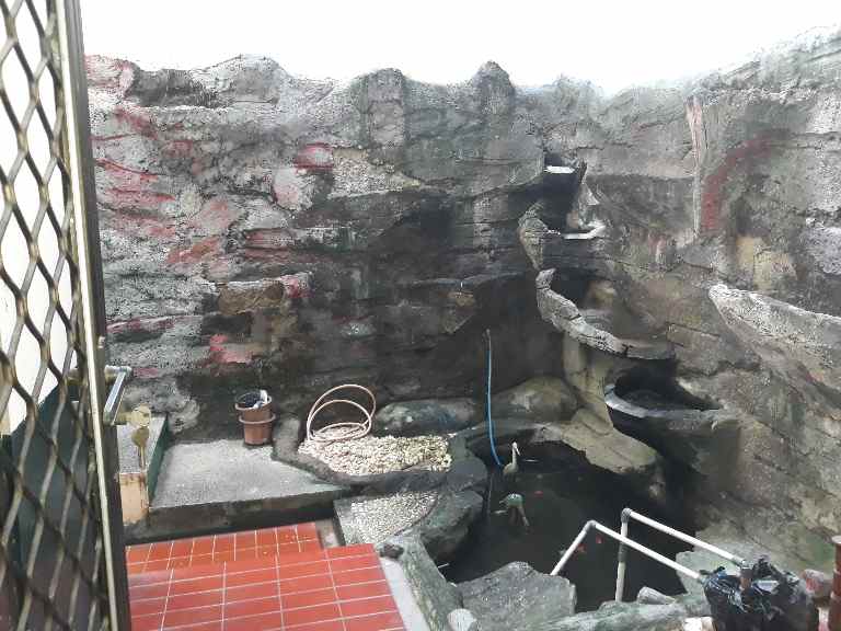 rumah komplek raya housing