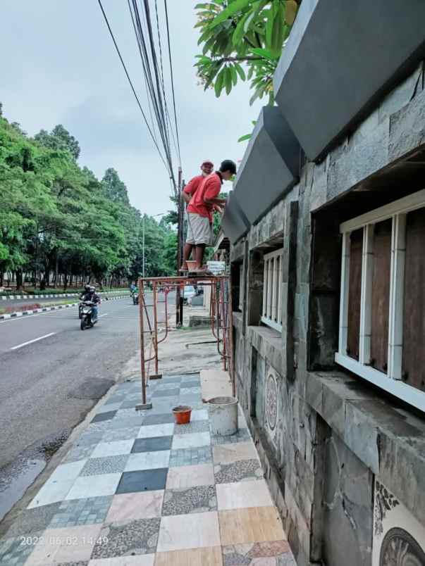 rumah kontemporer keren di komplek duren sawit