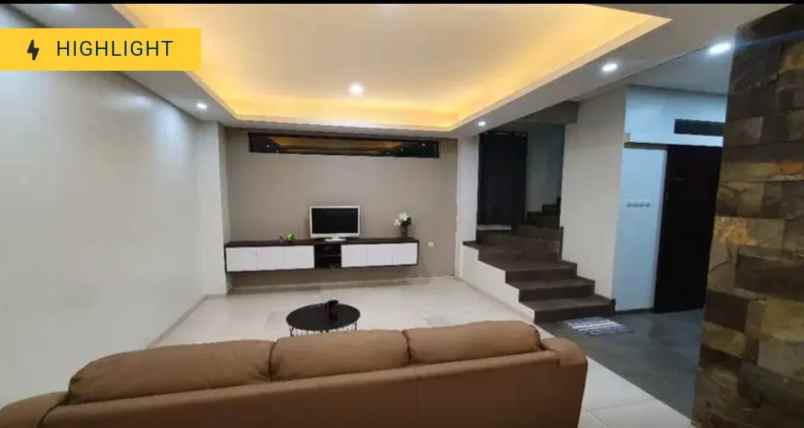 rumah kontemporer keren di komplek duren sawit