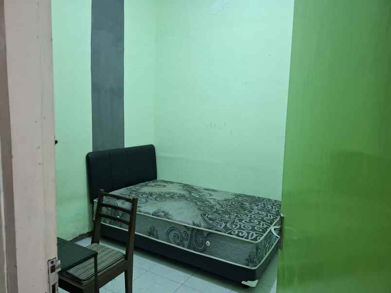 rumah kos 2 lantai dekat kampus jember