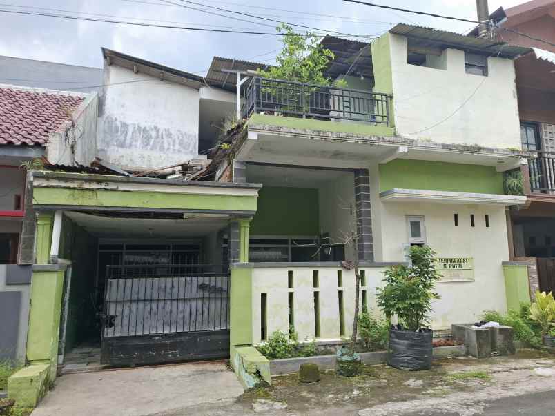 rumah kos 2 lantai dekat kampus jember