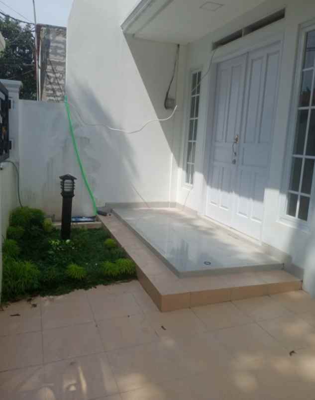 rumah kukusan beji depok