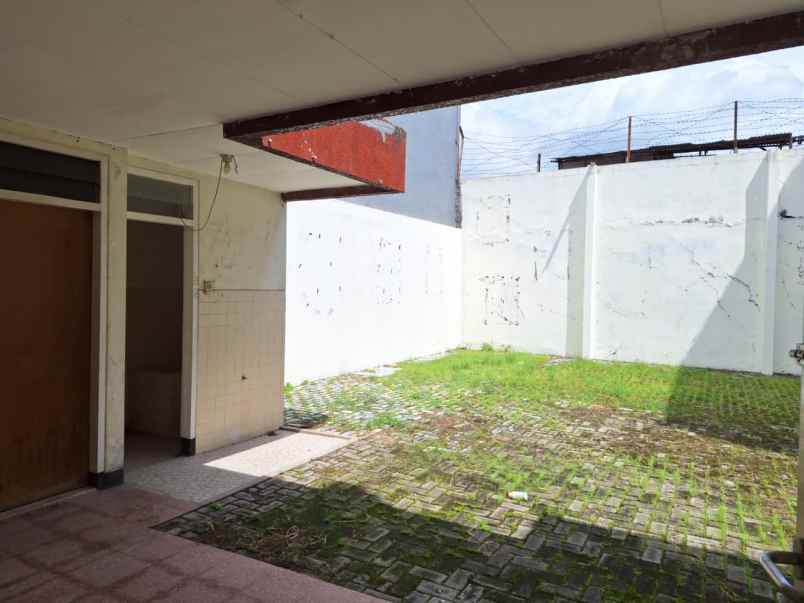 rumah lama minimalis kertajaya dharmahusada surabaya
