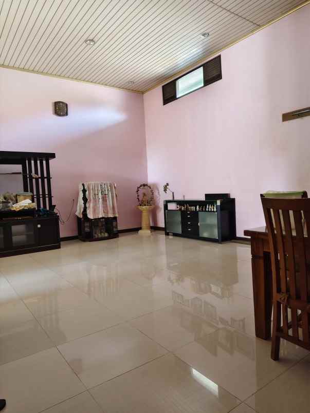 rumah luas bonus gudang di babelan kota
