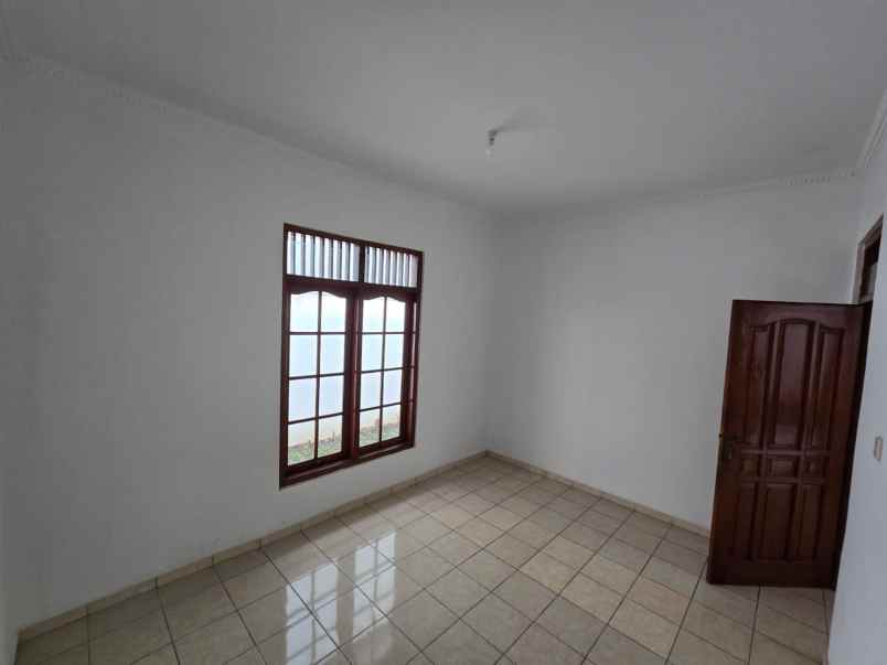 rumah luas murah terawat dekat pemkot cimahi