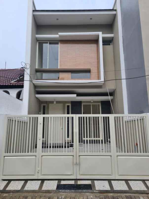 rumah manyar indah surabaya baru gresss