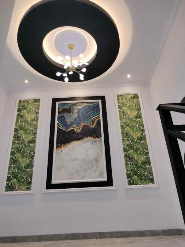 rumah mewah 2 lantai di ciganjur jakarta selatan