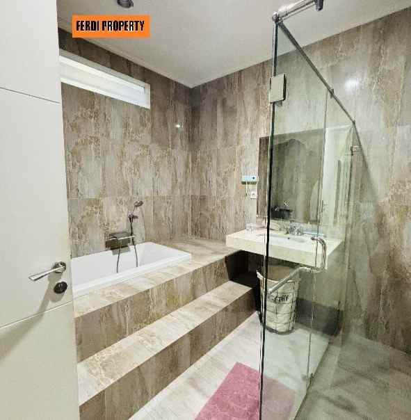 rumah mewah minimalis luas bulevard citra gran cibubur