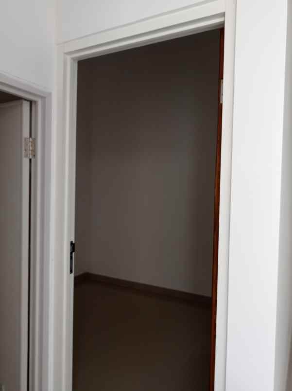 rumah mewah satu lantai di cluster mangunharjo smg