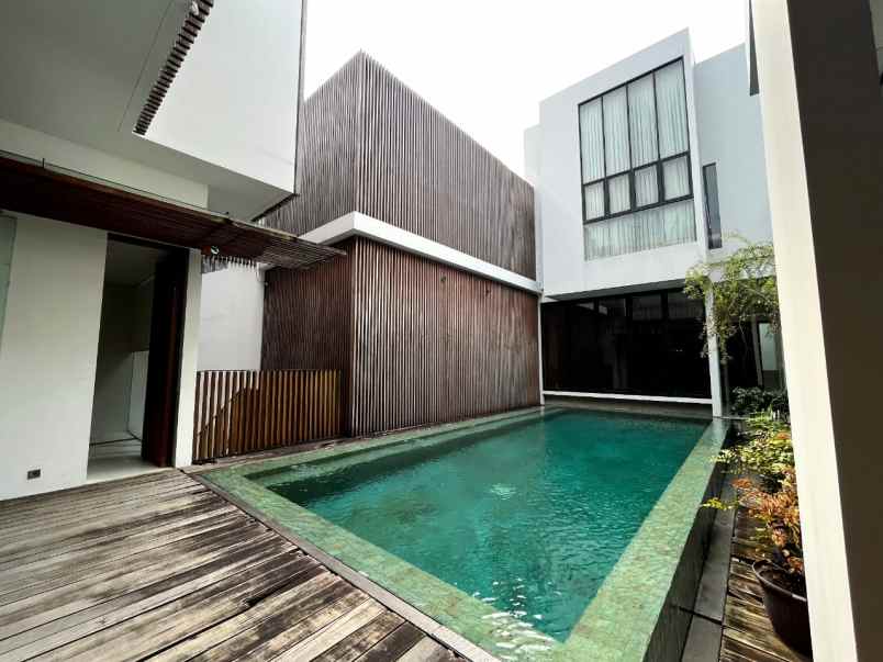 rumah mewah siaphuni kebayoran baru jakarta selatan