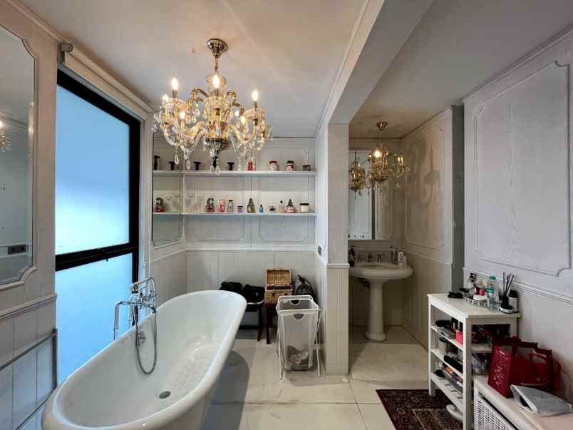 rumah mewah siaphuni kebayoran baru jakarta selatan