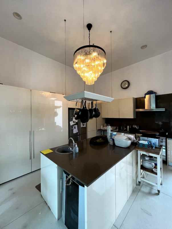 rumah mewah siaphuni kebayoran baru jakarta selatan