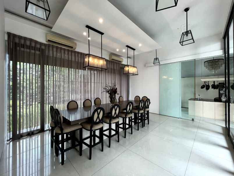 rumah mewah siaphuni kebayoran baru jakarta selatan