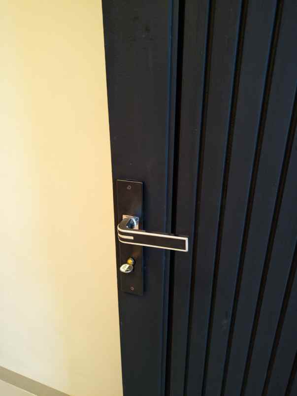 rumah minimalis bangunan baru di bekasi timur regency