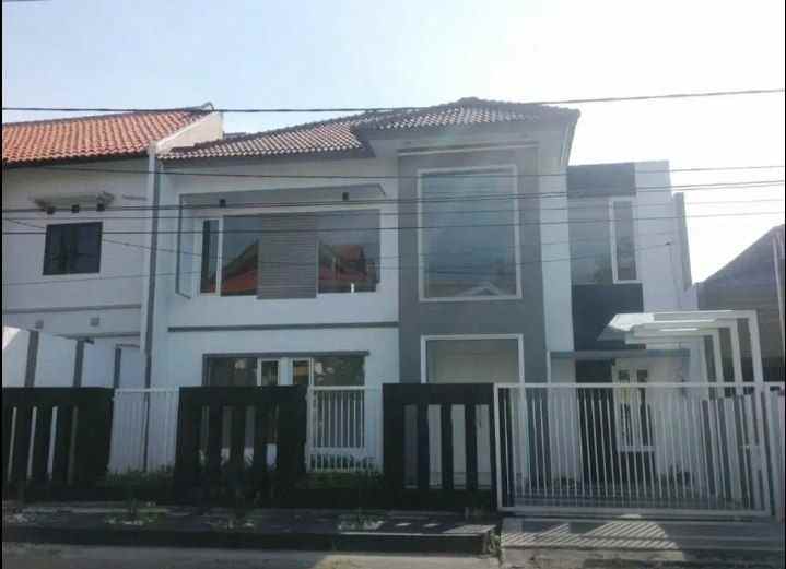 rumah nginden intan barat