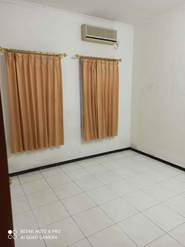 rumah nirwana eksekutif surabaya