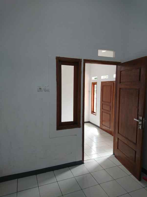 rumah paburuan cibinong bogor