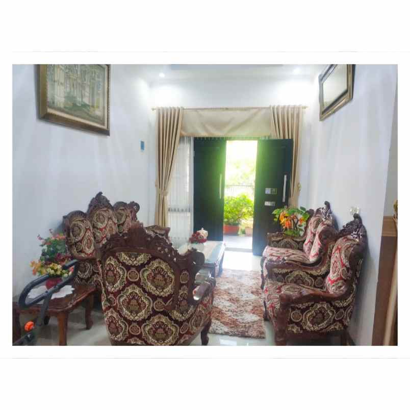 rumah palem garden kapuas