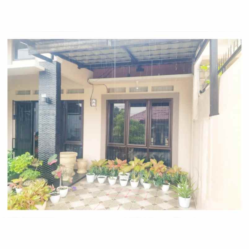 rumah palem garden kapuas