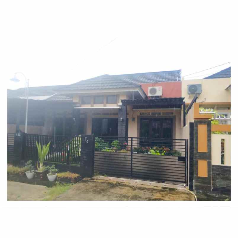 rumah palem garden kapuas