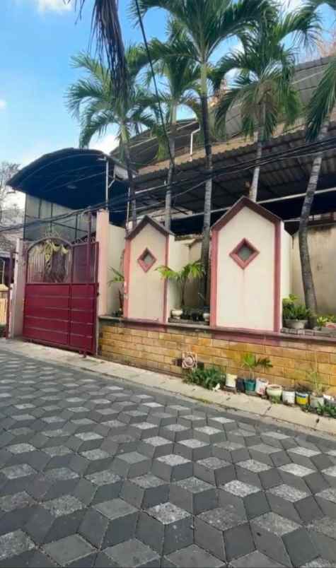 rumah ploso timur hadap timur