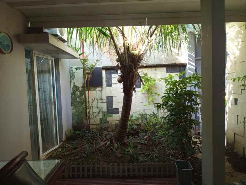 rumah rp1 5 m di kompleks elit ada waterpark