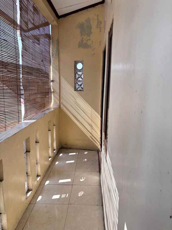 rumah rp1 6 m punya 9 kamar tidur