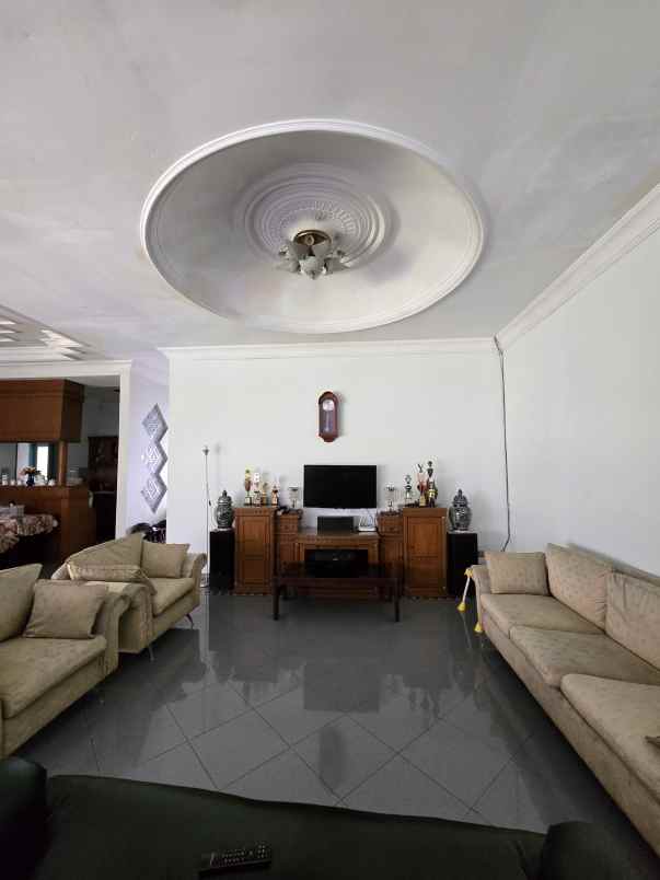 rumah second non komplek di pondok kelapa jaktim