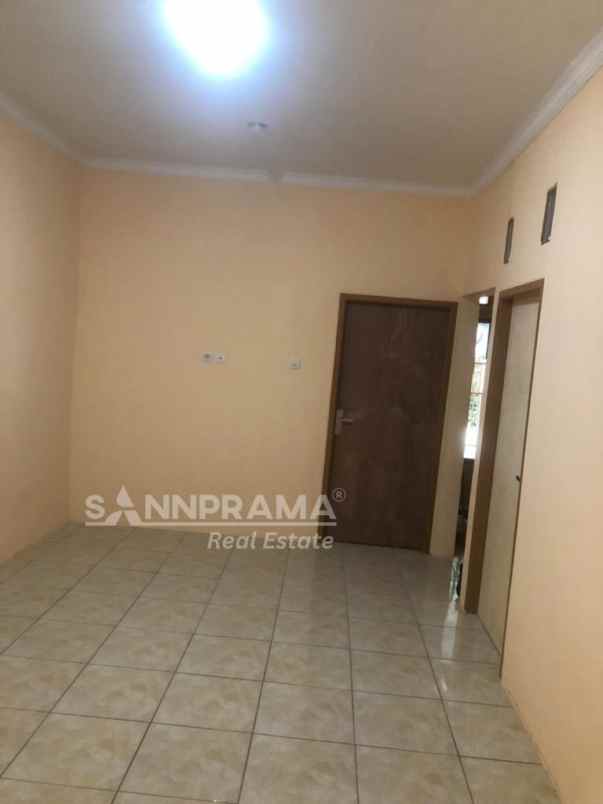 rumah second pasir putih depok iml