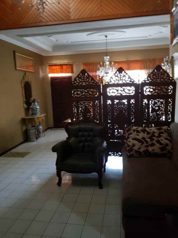 rumah second terawat di depok 2 tengah di sukmajaya