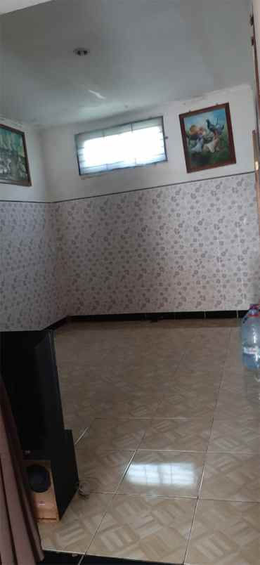rumah semi furnished di jatihandap bandung