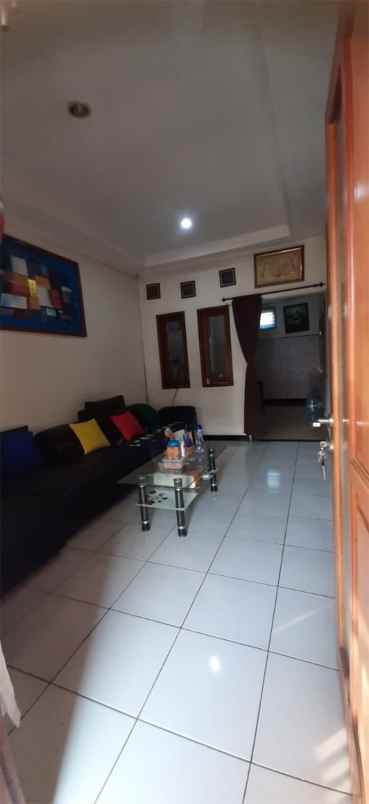 rumah semi furnished di jatihandap bandung