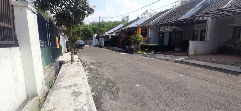 rumah semi furnished di jatihandap bandung