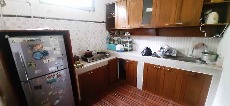 rumah semi furnished di jatihandap bandung