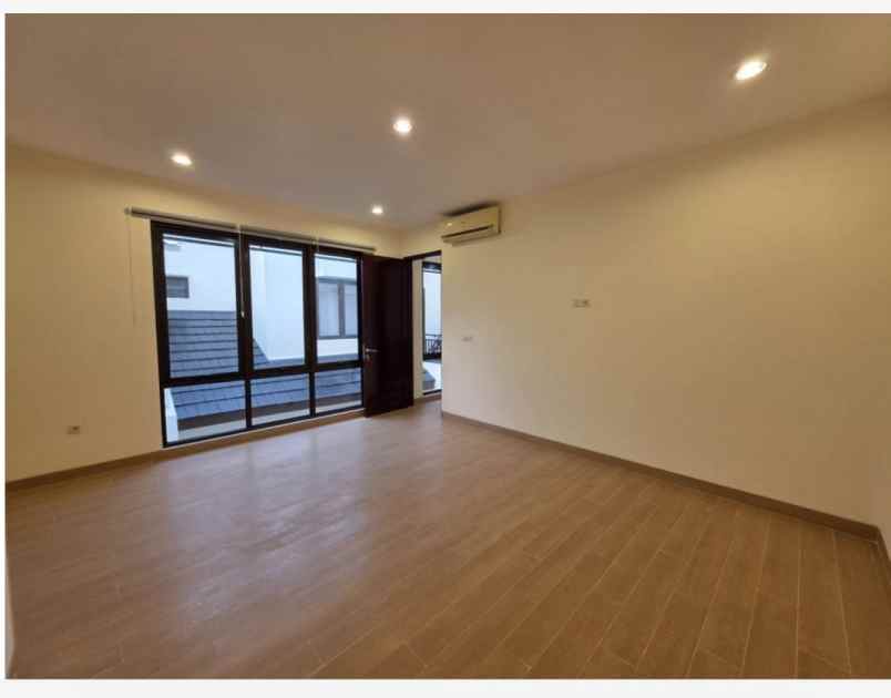 rumah sewa di bsd the icon semi furnish dekat tol aeon