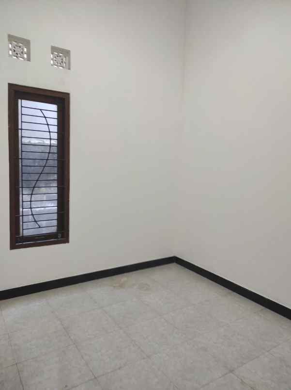 rumah sewa luas di palagan sleman